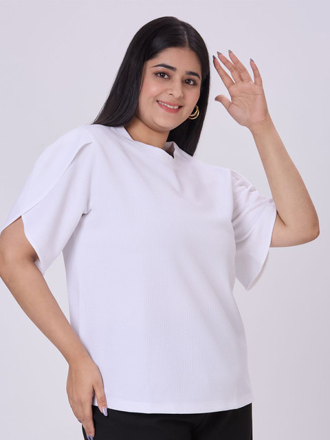 Style Quotient Plus Size Women Solid Round Neck Slit Sleeve Top