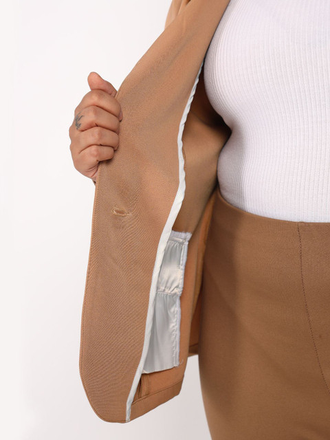 wild U Plus Size Tailored Fit Single Breasted Blazer - Image 6