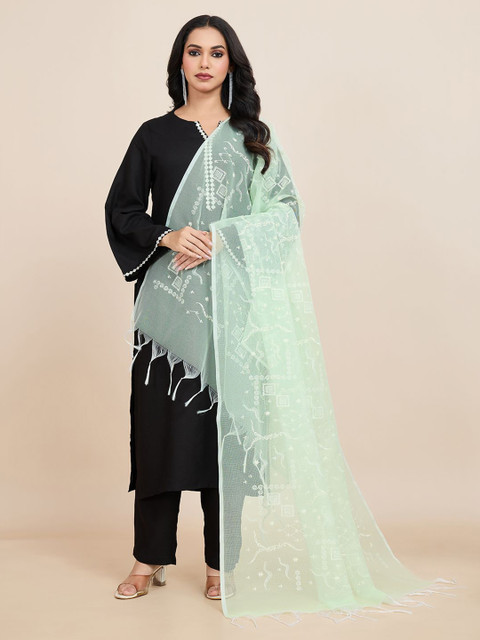 House of Pataudi Floral Embroidered Dupatta