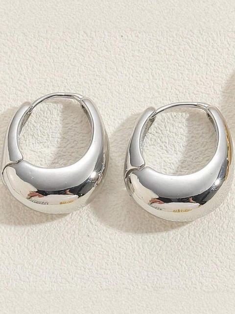 AKISON JEWELS Silver-Plated Circular Hoop Earrings
