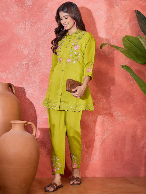 Sangria Floral Embroidered Tunic & Trousers Co-Ord Set - Image 6