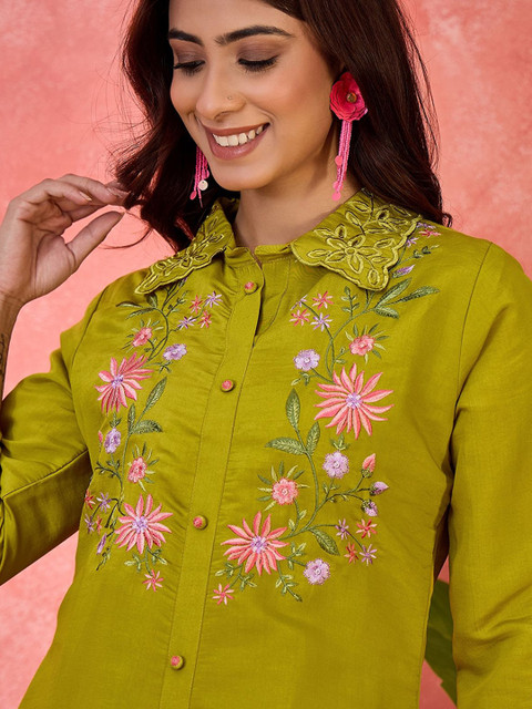 Sangria Floral Embroidered Tunic & Trousers Co-Ord Set - Image 2