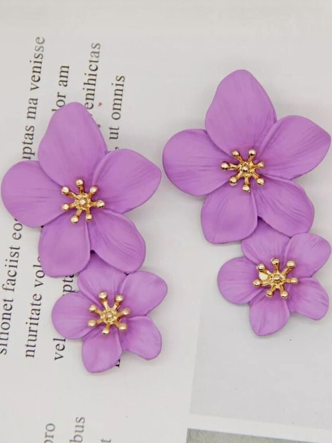 AKISON JEWELS Floral Drop Earrings