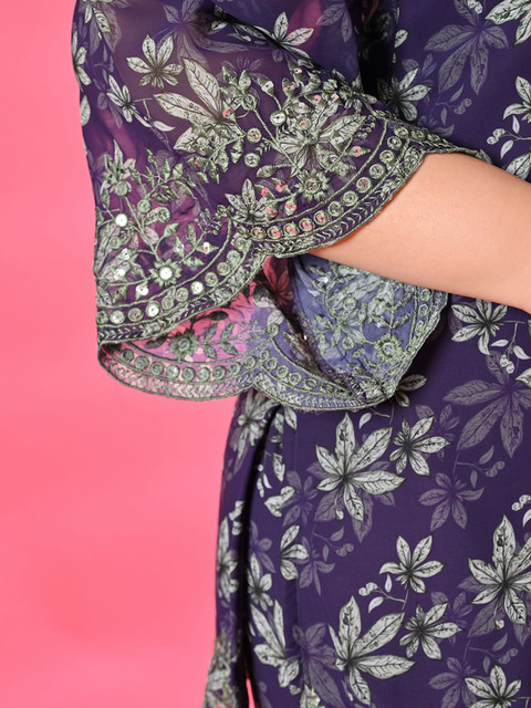 PrettyPlus by Desinoor.com Plus Size Floral Printed Georgette Tunic With Trouser - Image 7