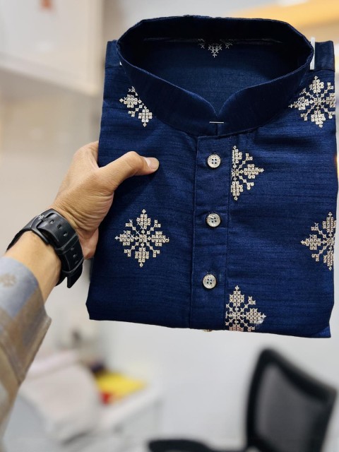 BALAJI CREATION Men Blue Kurtas - Image 2