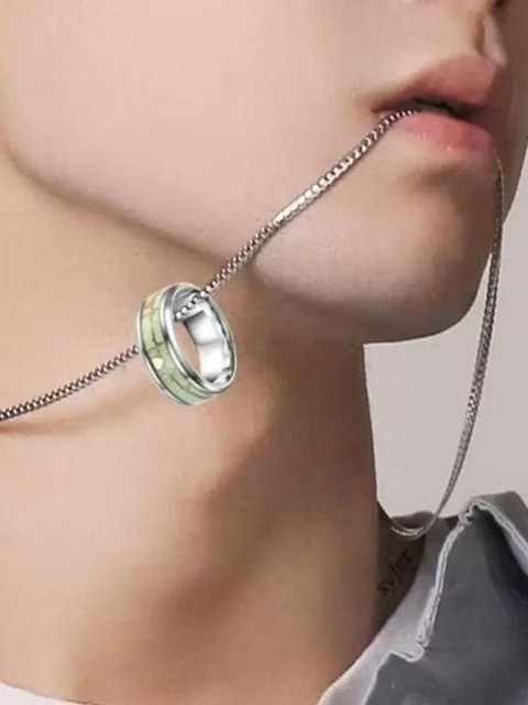 Crazy Fashion Unisex Stainless Steel Circular Pendant With Chain