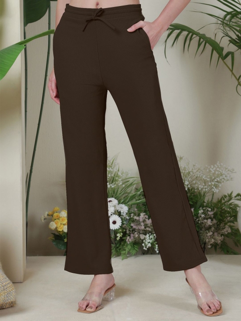Selvia Women Solid Mid-Rise Casual Regular Trouser