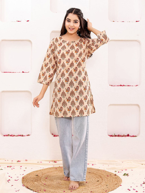 VASVI Women Ethnic Motifs Printed Pure Cotton Straight Kurti