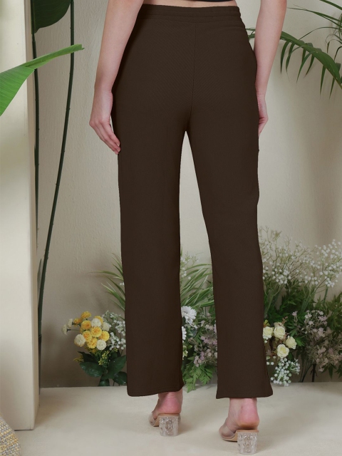 Selvia Women Solid Mid-Rise Casual Regular Trouser - Image 4