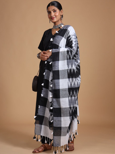Taavi Women Ikkat Pom Pom Edgings Dupatta