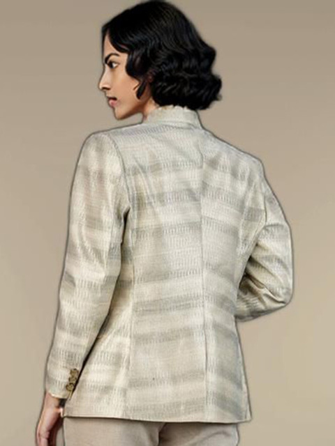 Talethread Self-Design Single-Breasted Casual Blazer - Image 4