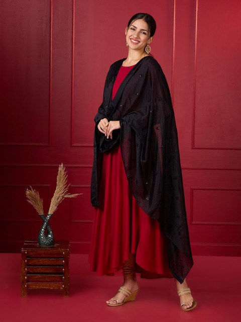 Dupatta Bazaar Embroidered Dupatta with Thread Work