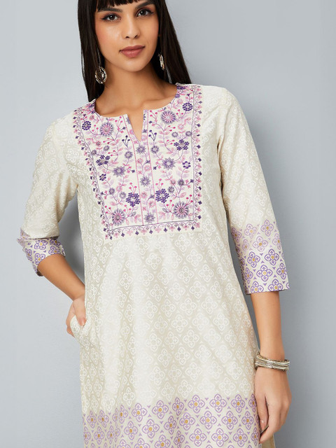 max Floral Embroidered Notch Neck Kurta - Image 6