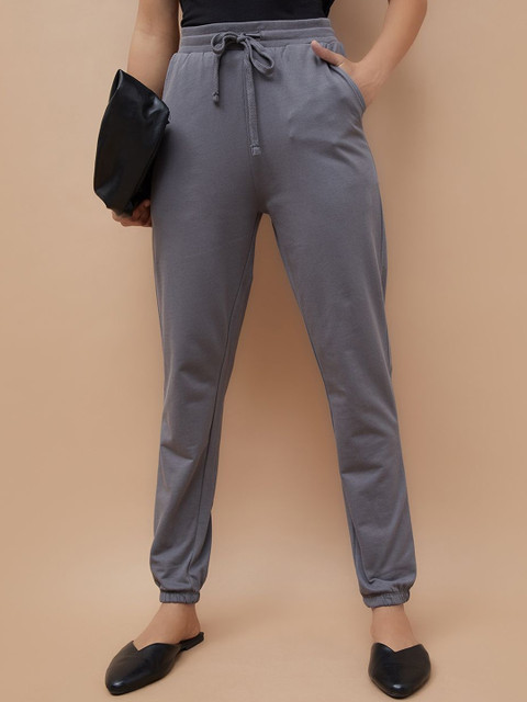 Fame Forever by Lifestyle Women Solid Regular Fit Mid-Rise Cotton Joggers Trousers