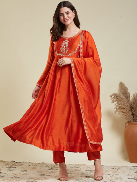 MOKOSH Women Woven Design Embroidered Kurta with Trousers & Dupatta