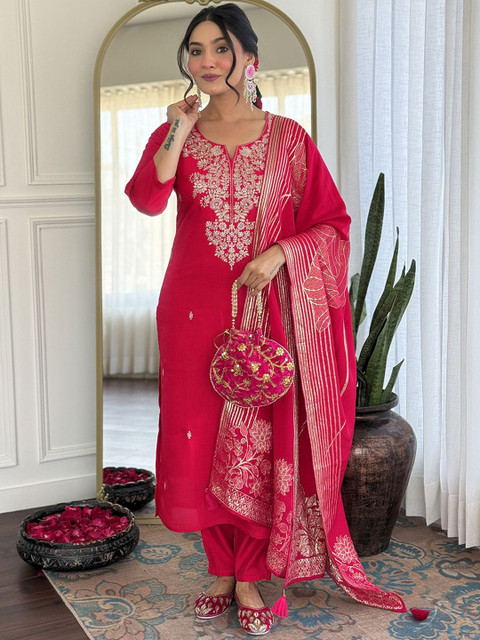 TWINS LADY Women Ethnic Motifs Embroidered Sequinned Regular Straight Kurta Set