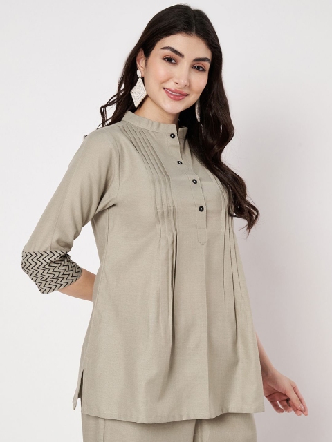 9rasa Women Mandarin Collar Pleated Kurti - Image 3