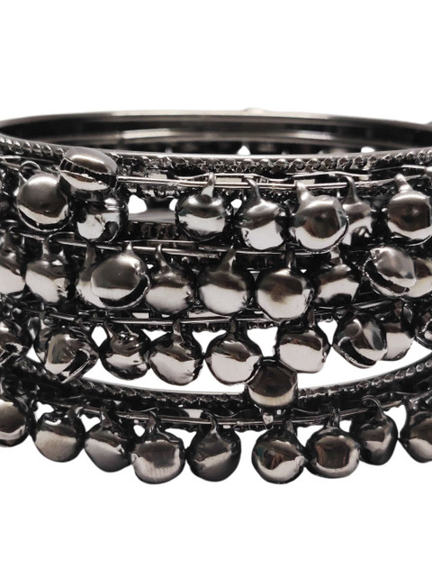 Sangria Set Of 4 Black Silver Ghungroo Bangles - Image 4