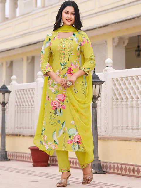 VIBE VISION Floral Printed Round Neck Straight Kurta With Trousers & Dupatta