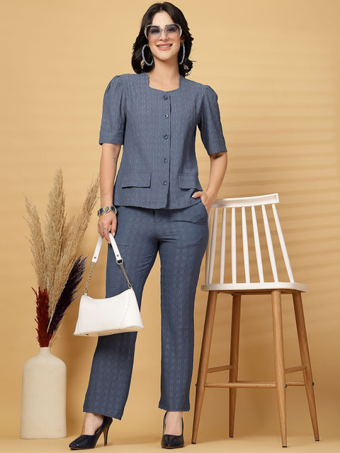 plusS Self Design Square Neck Shirt With Trouser - Image 7