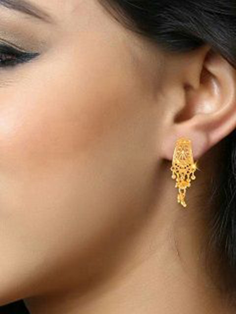 DIVASTRI Gold-Plated Artificial Beaded Contemporary Drop Earrings