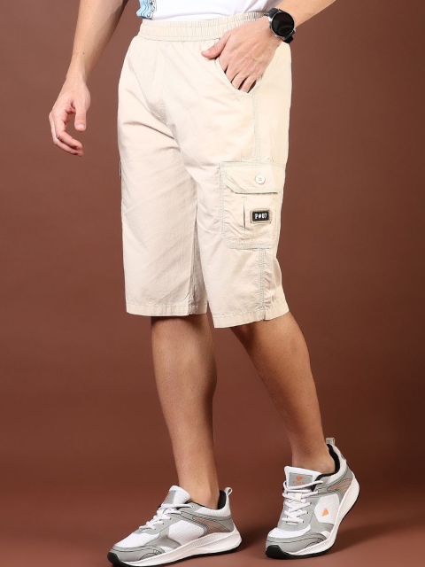 V-Mart Men Regular Fit Mid-Rise Shorts - Image 2