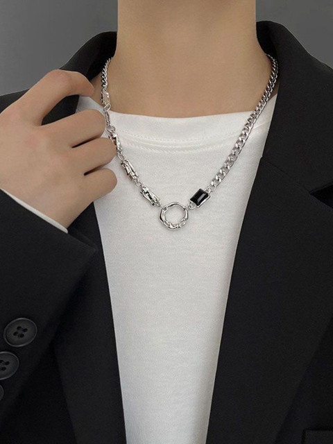 The Roadster Lifestyle Co Silver Toned Silver Plated Locket Pendants With Chains