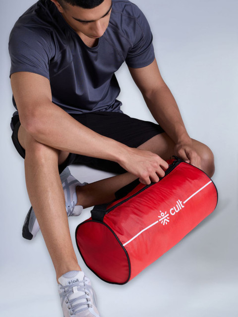 CULT Small Sports or Gym Duffel Bag - Image 3