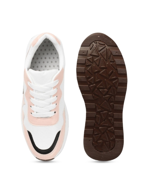RealToes Women Textured Sneakers - Image 4