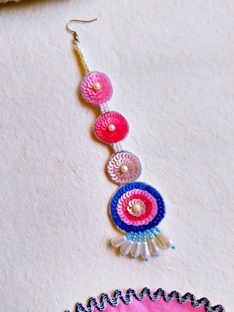 Sangria Floral Beaded Maangtika