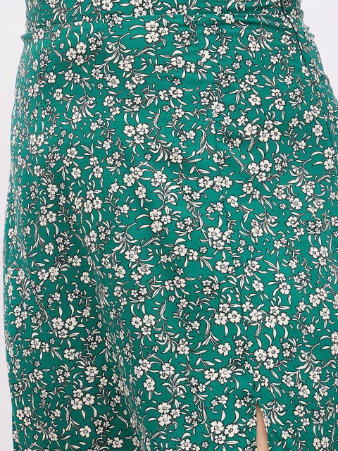 Berrylush Curve Floral Print High-Rise Side Slit Flared Maxi Skirt - Image 6