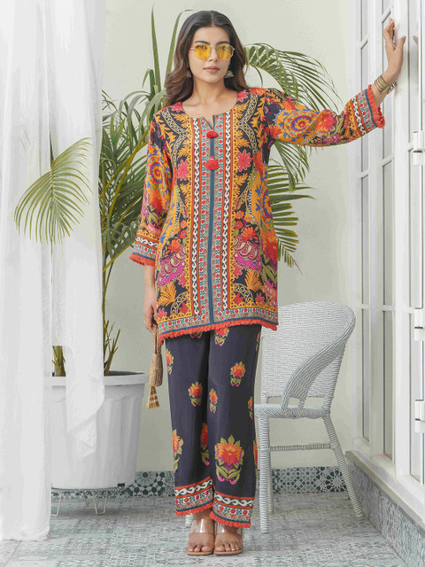Sangria Traditional Printed Round Neck Tunic & Trousers Co-Ords - Image 6