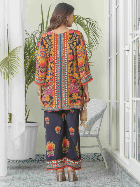 Sangria Traditional Printed Round Neck Tunic & Trousers Co-Ords - Image 4