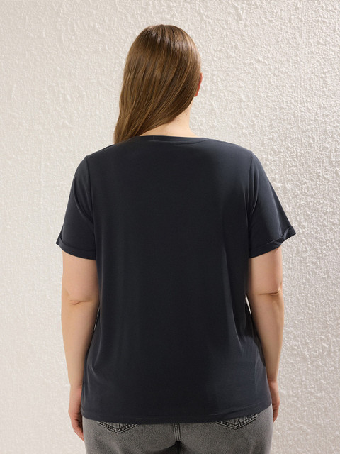 Trendyol Women Plus Size Solid Round Neck Oversized T-shirt - Image 5