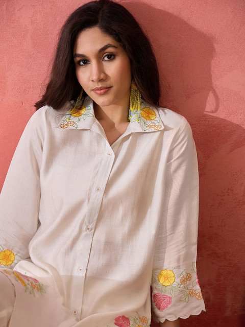 Sangria Embroidered Shirt Collar Roman Silk Tunic With Trouser - Image 2