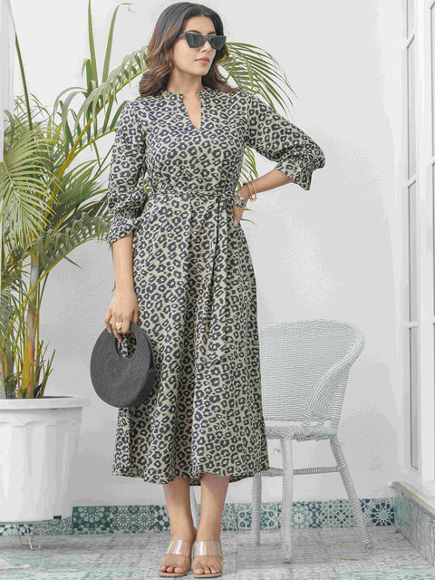 Sangria Women Animal Printed Bell Sleeves Dress