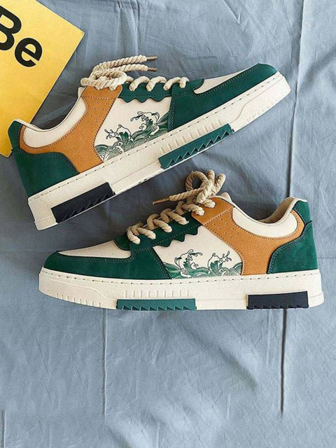 Ifah Women Printed Sneakers