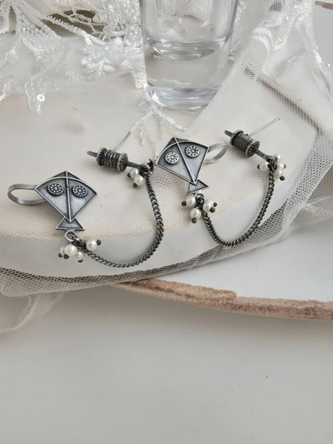 Sangria Silver Plated Kite Ear Cuff