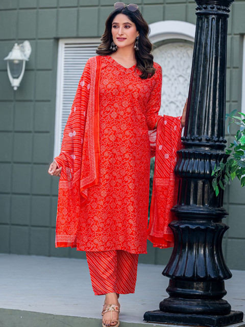 ARADHNA Women Ethnic Motifs Printed Regular Cotton Kurti with Trousers & Dupatta