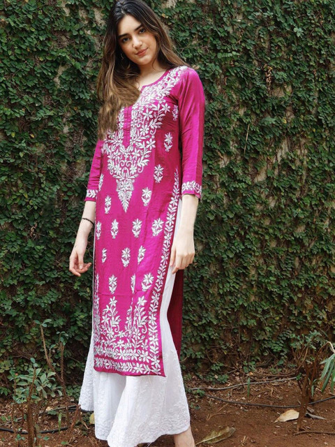 Anushansa Floral Embroidered Notch Neck Chikankari Straight Kurta - Image 5