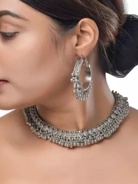 Sangria Ghungroo Jewellery Set