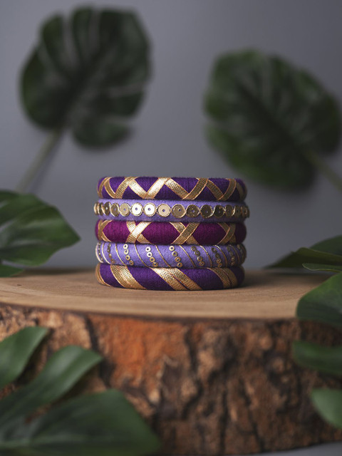 Taasha Craft Set Of 5 Threads Bangles