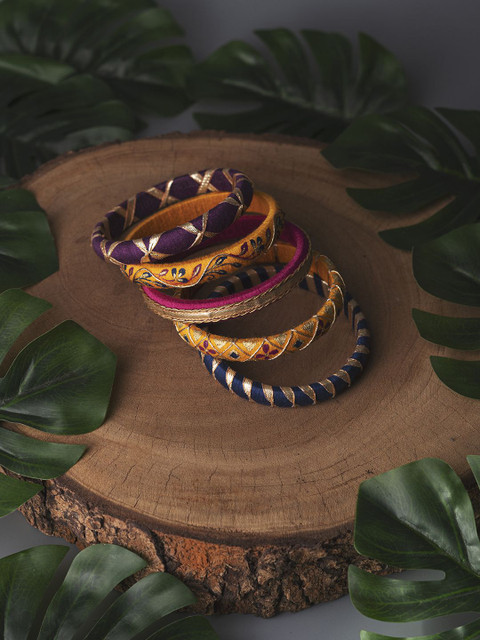 Taasha Craft Set Of 5 Threads Bangles - Image 2