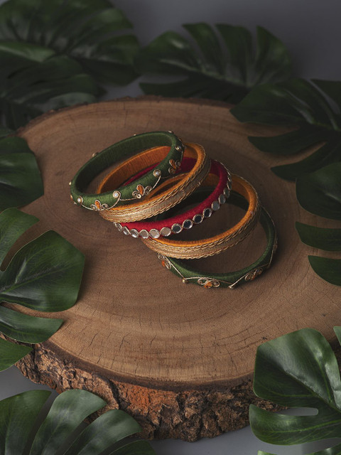 Taasha Craft Set Of 5 Threads Bangles