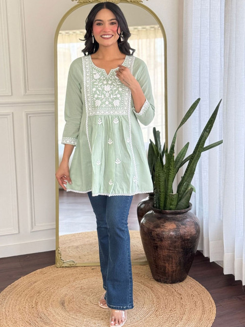 KALINI Women Embroidered Ethnic Tunic