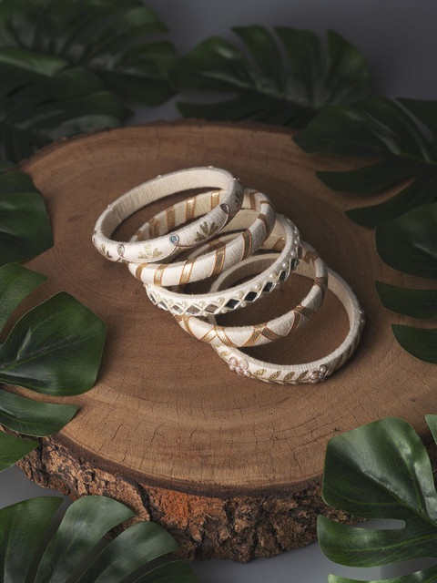 Taasha Craft Set Of 4 Mirror & Beads Studded Bangles