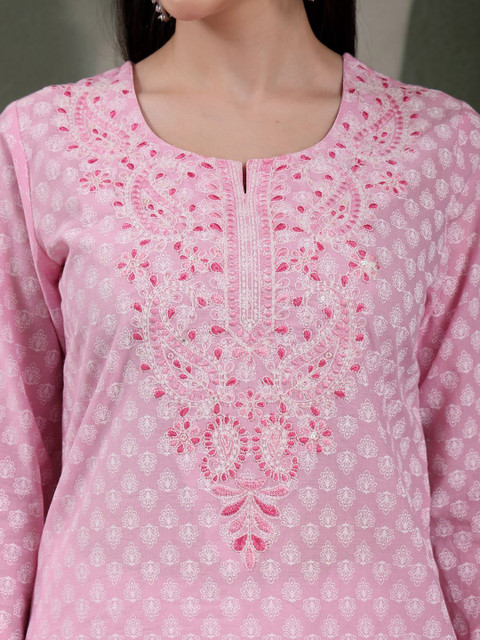 Sangria Floral Printed Thread Work Notch Neck Pure Cotton Straight Kurta - Image 2