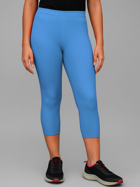 LYCOT Women Regular Fit Mid-Rise Swim Capri