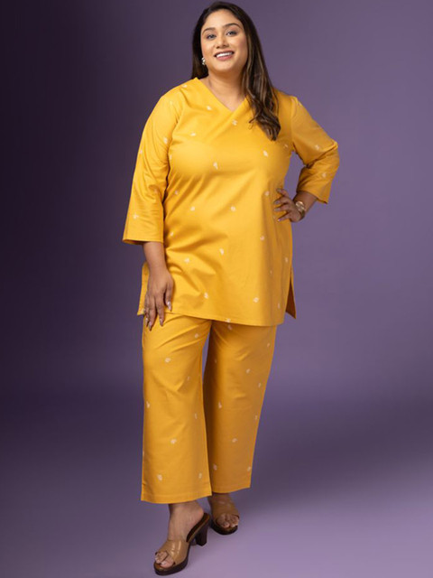 Sizeupp Printed Pure Cotton Plus Size V-Neck Top with Trousers Co-Ords