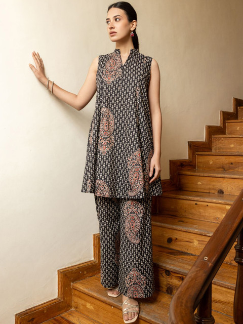 FIORRA Printed Mandarin Collar Neck Tunic With Palazzo Co-Ords